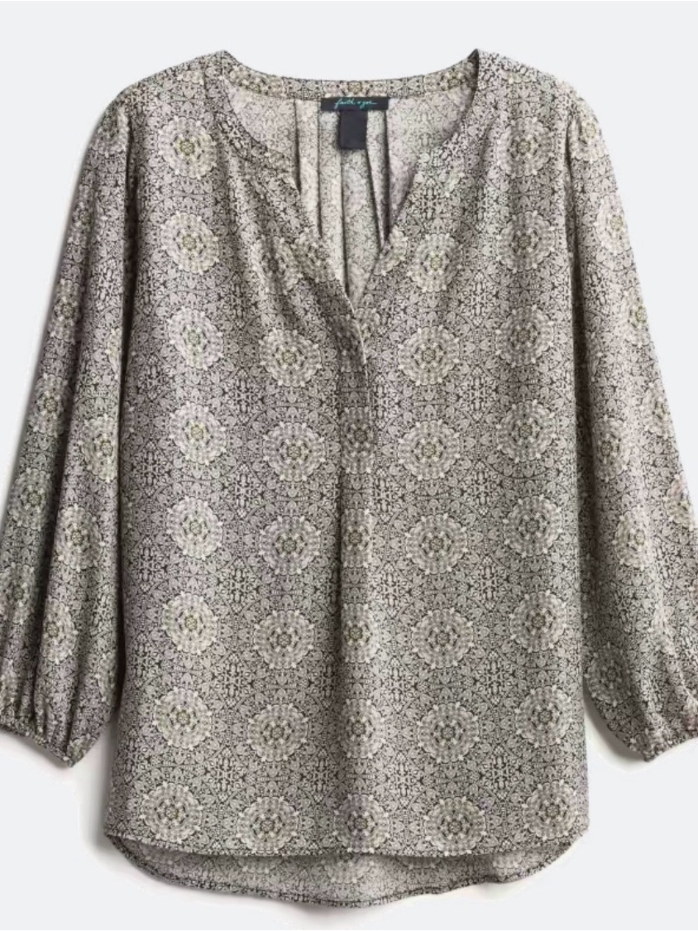 Faith & Zoe Gray Printed Kamran V-Neck Long Sleeve Blouse